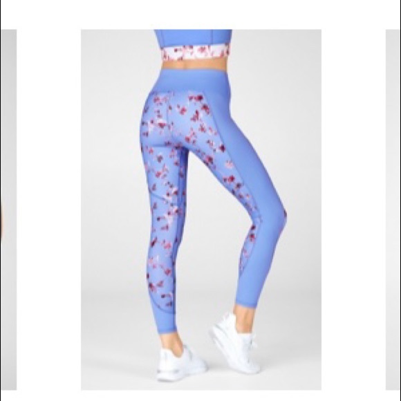 Fabletics flower pattern full length leggings - Picture 1 of 3